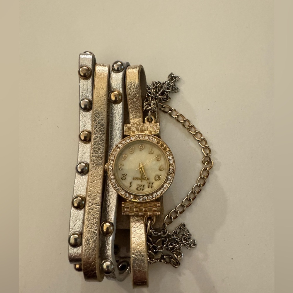 Gold and Silver Women's Wrap bracelet Watch - Picture 2 of 5